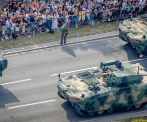 Święto Wojska Polskiego 2026: Wielka defilada w Warszawie i parada morska w Gdyni. Tysiące żołnierzy i ten sprzęt wojskowy zaskoczą Polaków