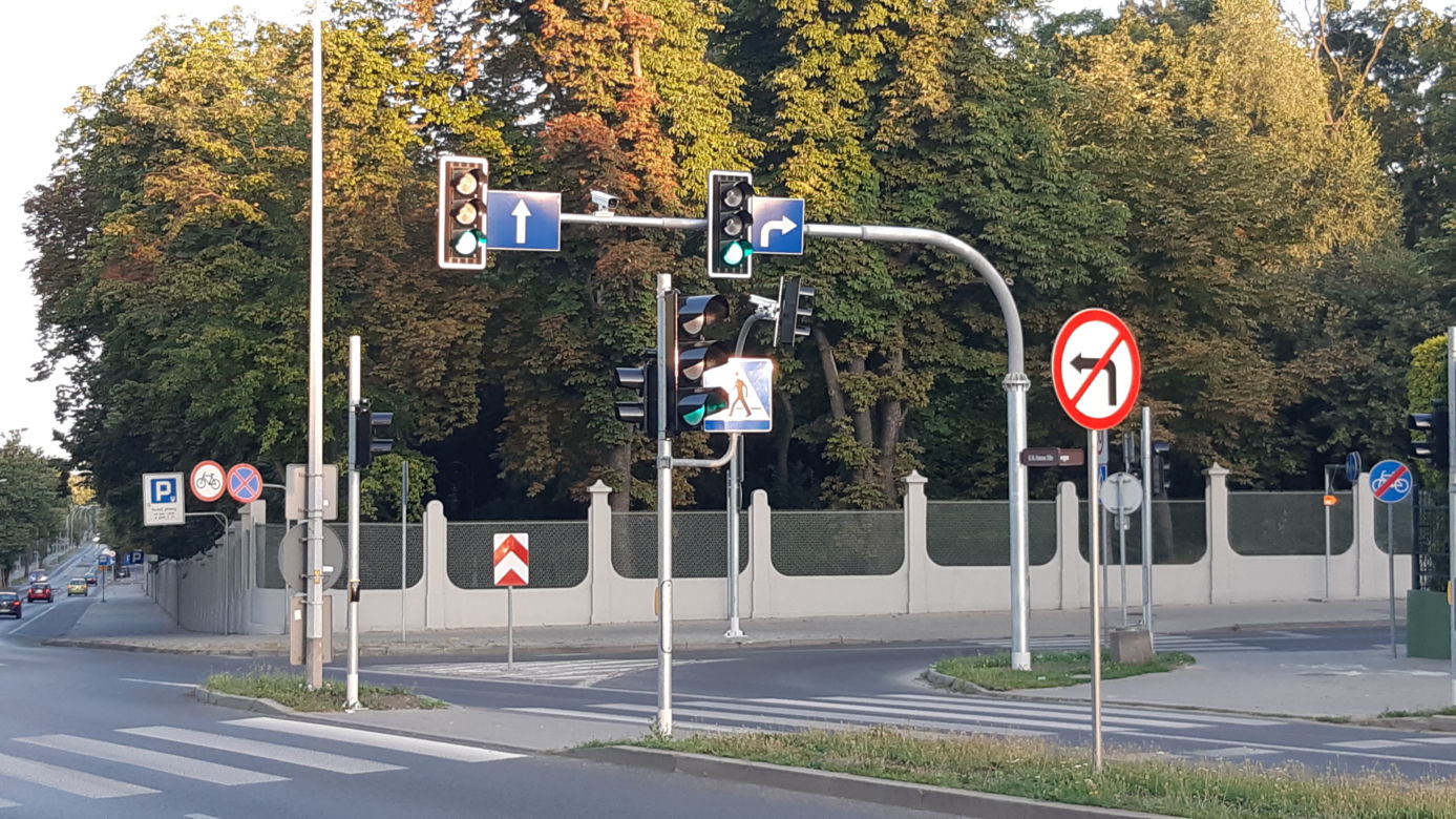 Tablice będą wskazywać rejon wolnych miejsc parkingowych