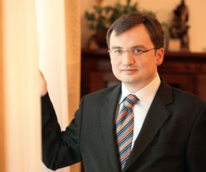 Zbigniew Ziobro - od szeryfa do uciekiniera