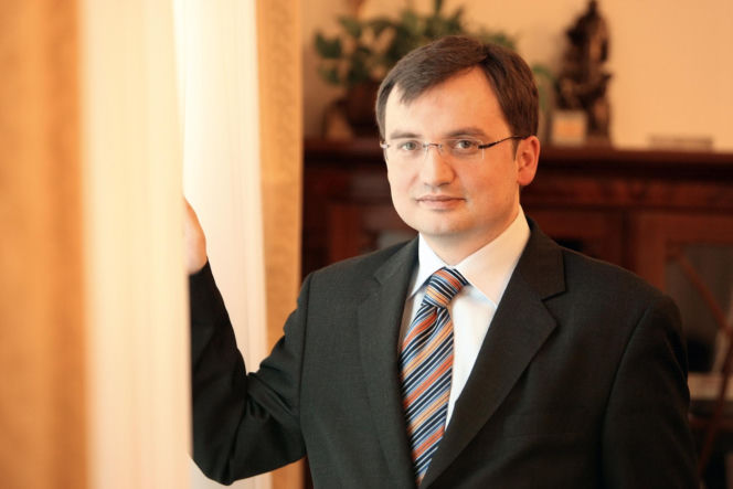 Zbigniew Ziobro - od szeryfa do uciekiniera