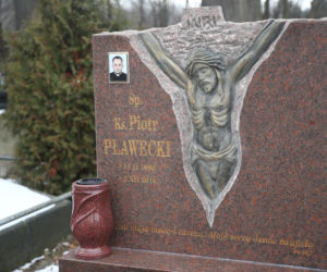 Ostatnie pożegnanie księdza Piotra Pławeckiego