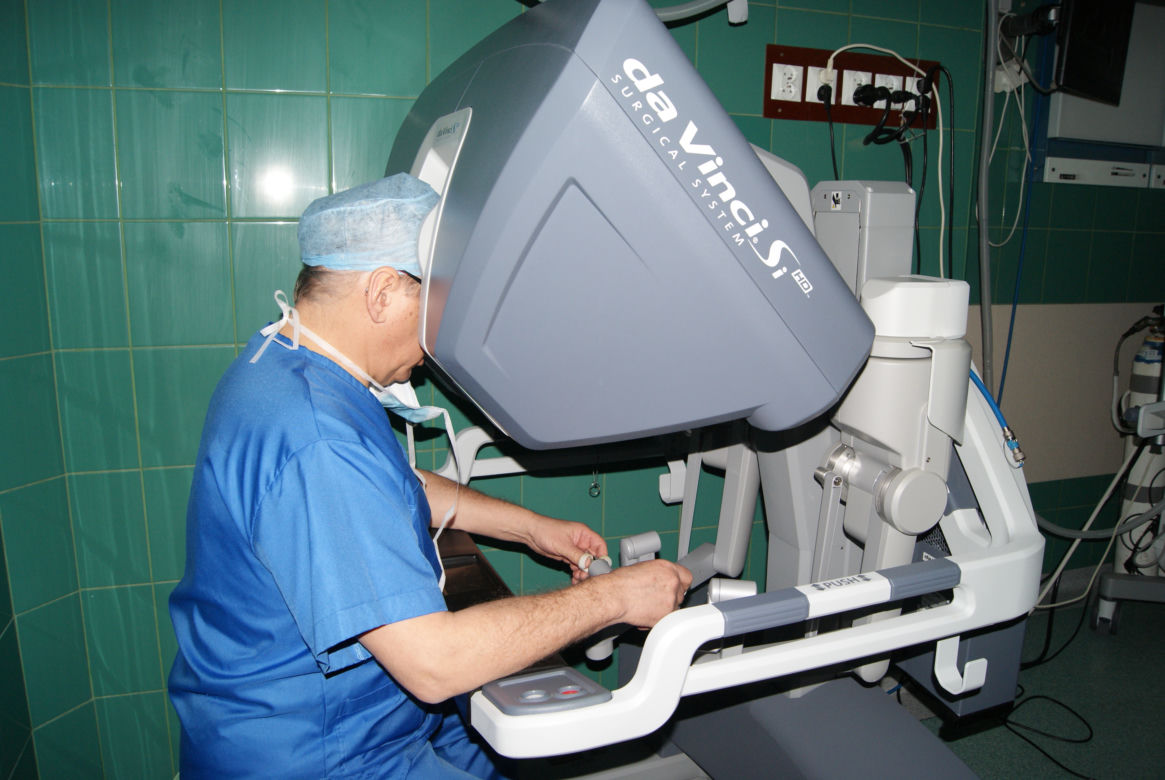 W Bydgoszczy po raz pierwszy użyto robota Da Vinci