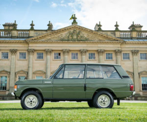 Range Rover o numerze seryjnym 001