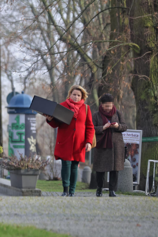 Katarzyna Bosacka w parku