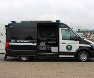 Nowy radiowóz na podlaskich drogach. Kontrole staną się jeszcze skuteczniejsze [ZDJĘCIA]