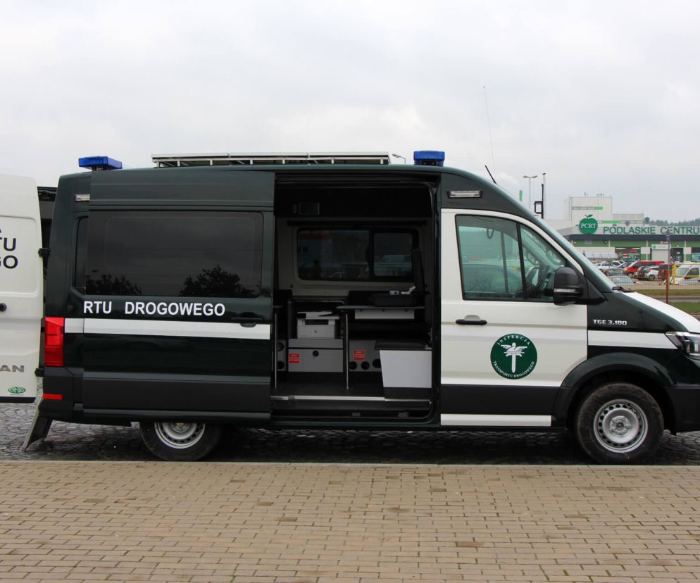 Nowy radiowóz na podlaskich drogach. Kontrole staną się jeszcze skuteczniejsze [ZDJĘCIA]
