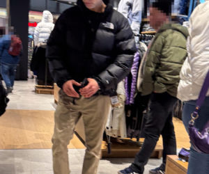 Maciej Zakościelny na zakupach