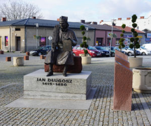 To jedno z najpiękniejszych miast w woj. śląskim. Leży w dawnej Małopolsce i zachwyca zabytkową łaźnią