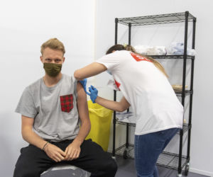 szczepienia w Wielkiej Brytanii i Niemczech