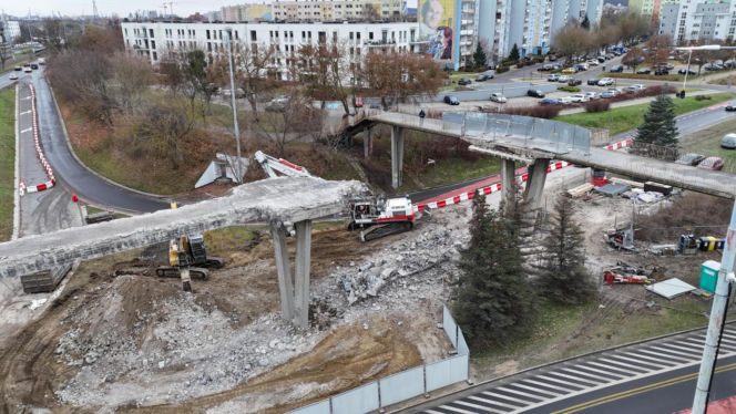 Rozbiórka kładki-giganta na gdańskiej Zaspie. Utrudnienia na skrzyżowaniu al. Rzeczpospolitej i al. Jana Pawła II