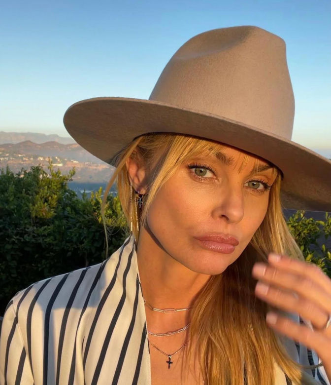 Izabella Scorupco