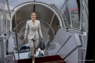 Tak wygląda życie rodziny prezydenckiej za zamkniętymi drzwiami. Marta Nawrocka o córce