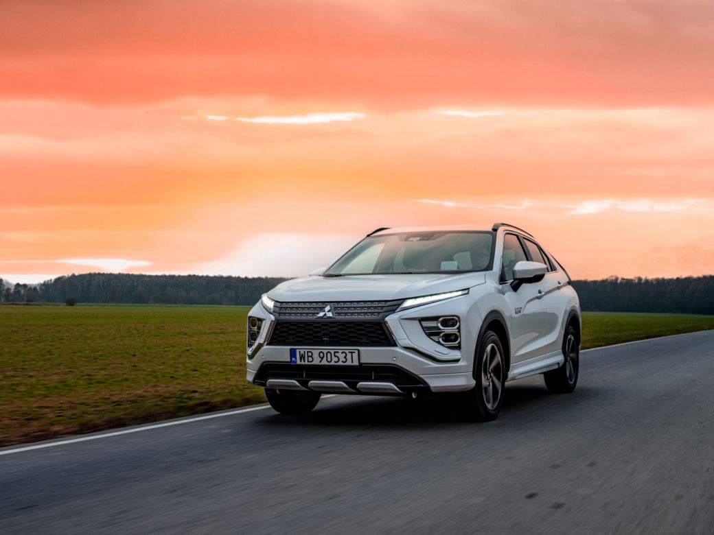 Mitsubishi Eclipse Cross PHEV (2021)
