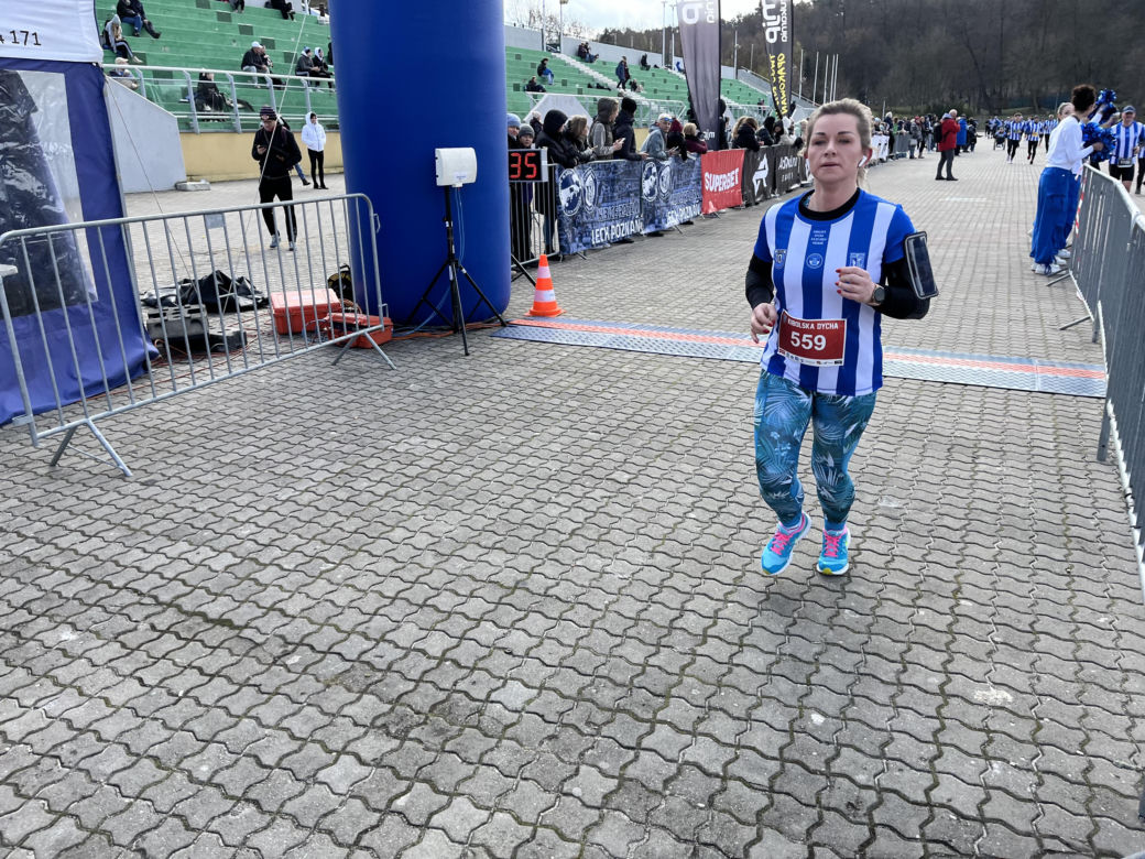 Kibolska Dycha 2024. Wyjątkowy bieg kibiców Lecha Poznań