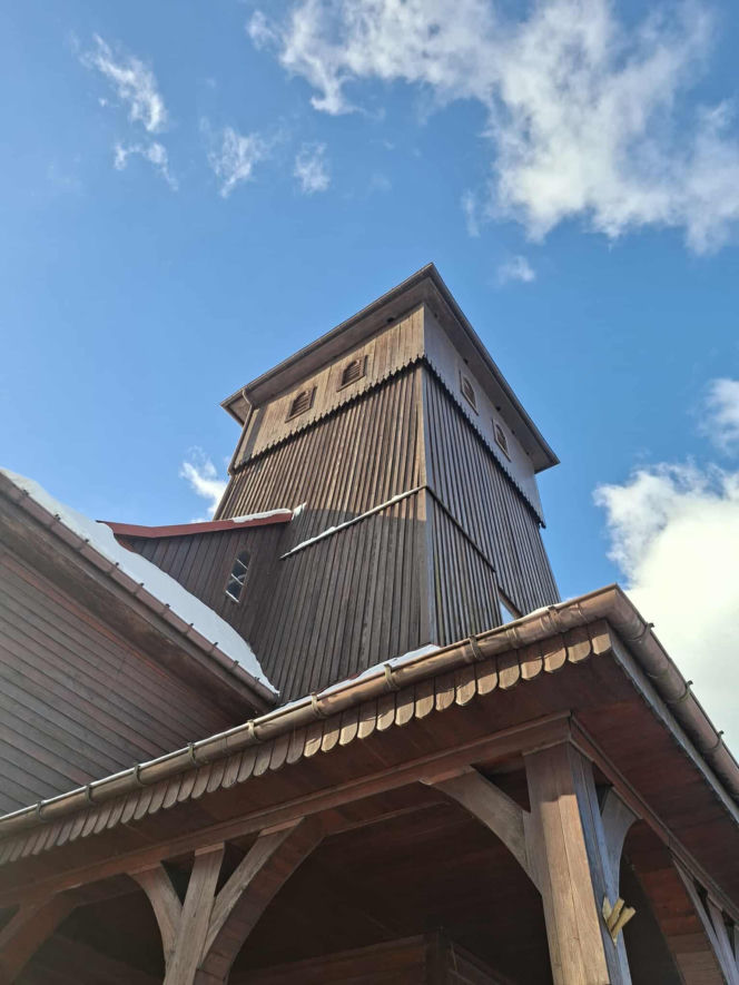 Parszów. Drewniany kościół pw. Zesłania Ducha Świętego