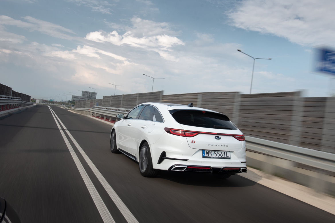 Kia ProCeed GT Line 1.4 T-GDi 140 KM 7DCT