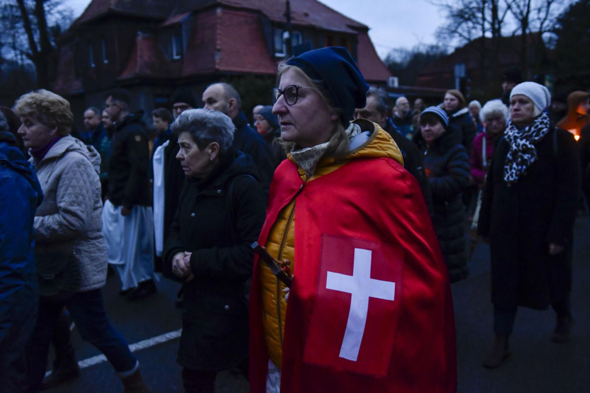 Droga Krzyżowa w Katowicach 2023 GALERIA