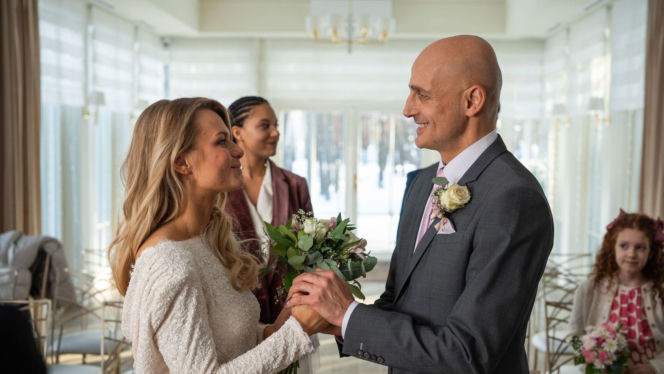 Na dobre i na złe odc. 988. Agata Woźnicka (Emilia Komarnicka), Rafał Konica (Robert Koszucki)