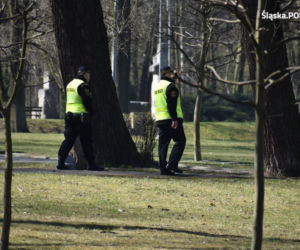 Nowa broń katowickiej policji w walce z nielegalnymi spacerowiczami [ZDJĘCIA]