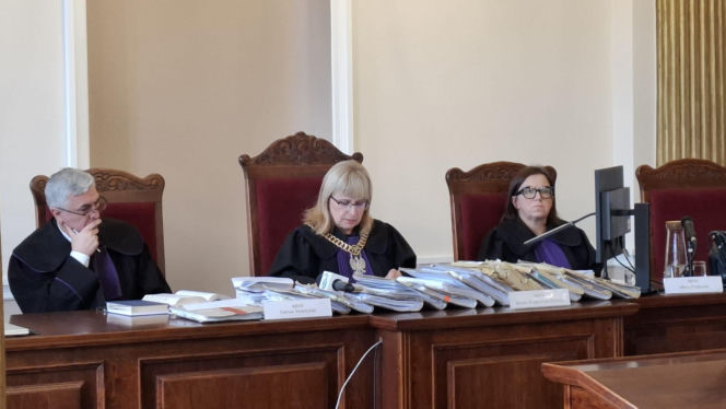 Przed Sądem w Kaliszu ruszył ponowny proces ws. byłego policjanta z Konina, który w 2019 roku śmiertelnie postrzelił 21-latka
