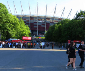 Tłumy fanów przed PGE Narodowym. Fani Taco Hemingwaya czekają na wielkie show