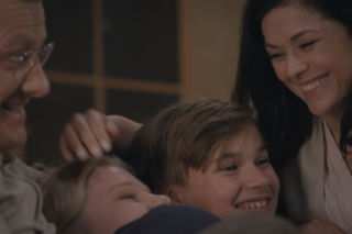 M jak miłość, odcinek 1898: Kinga (Katarzyna Cichopek), Lenka (Olga Cybińska), Misiek (Aleksander Bożyk), Piotrek (Marcin Mroczek)