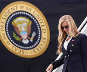 Media masakrują nową rzeczniczkę Trumpa! Piękna blondynka kocha się w prezydencie?