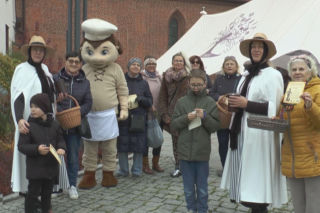 Unikalna tradycja z XVII wieku powraca. Mateczki Adwentowe znów na ulicach Elbląga