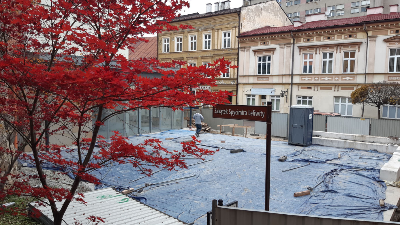 Wznowiono prace przed półbaszcie