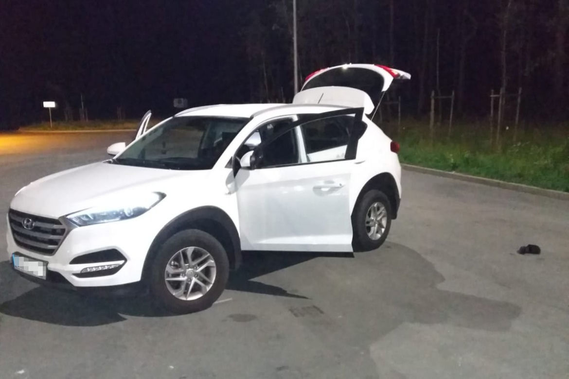 Złodziej złapany na gorącym uczynku! Uciekał przed policją kradzionym autem 