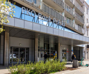 Blok przy Targowej 42 w Warszawie