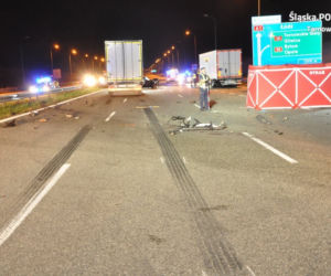 Wypadek na A1 w Wieszowej. Nie żyje 27-latek [ZDJĘCIA]
