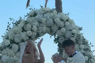 Para influencerów wzięła ślub w Grecji. Na liście gości nie zabrakło Andziaks i Luki