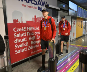 Złoci siatkarze po perypetiach wrócili do Polski