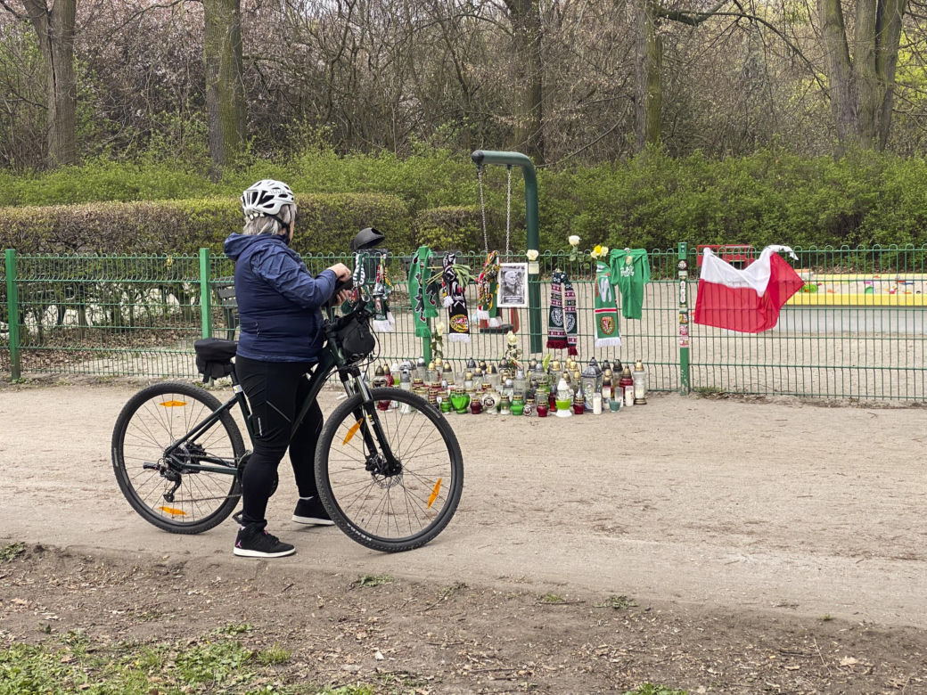Śmierć Jacka Magiery. Znicze pod parkiem Grabiszyńskim