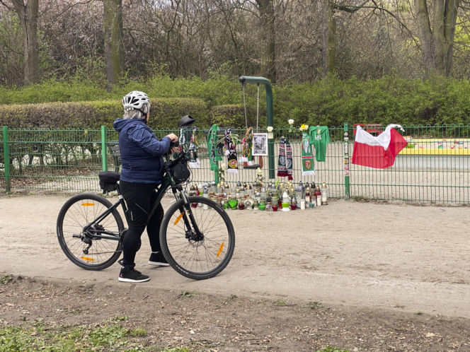 Śmierć Jacka Magiery. Znicze pod parkiem Grabiszyńskim