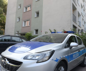 Trzykrotna eksplozja w bloku przy Okopowej