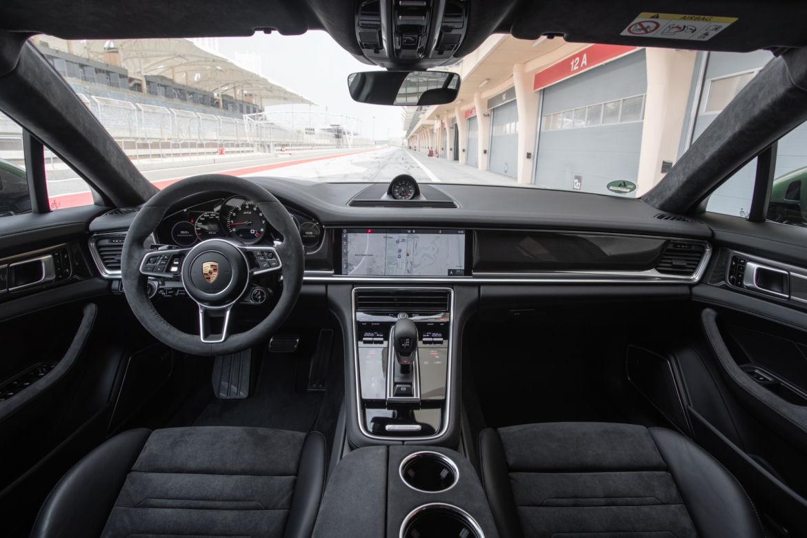 Porsche Panamera GTS Sport Turismo