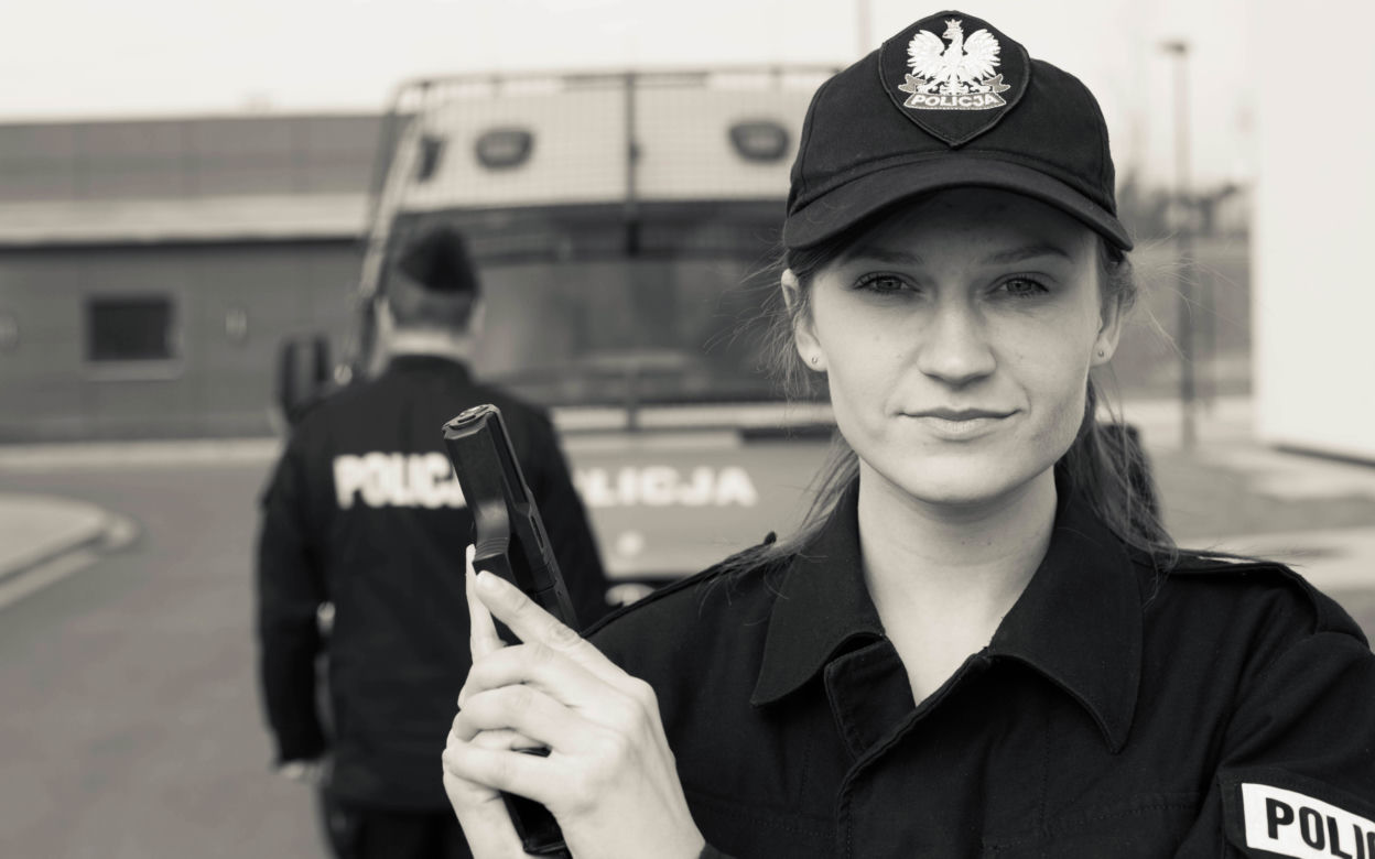 Te piękne i odważne kobiety służą w policji i dbają o bezpieczeństwo!