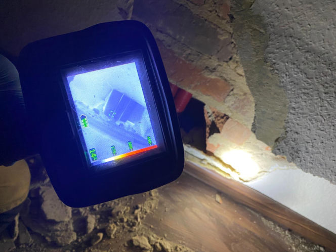 Duże straty po pożarze w spiżarni w domu w gminie Rydzyna koło Leszna