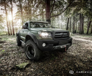 Toyota Tacoma od Carlex Design