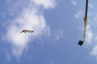 Zapadł wyrok w głośnej sprawie skoku na bungee. Mężczyzna skakał na wysokości blisko 90 metrów