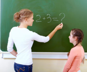 Ile to jest 72:(4×(10−7))−5×(5−3)=? Bystrzak policzy w mig, a ty?