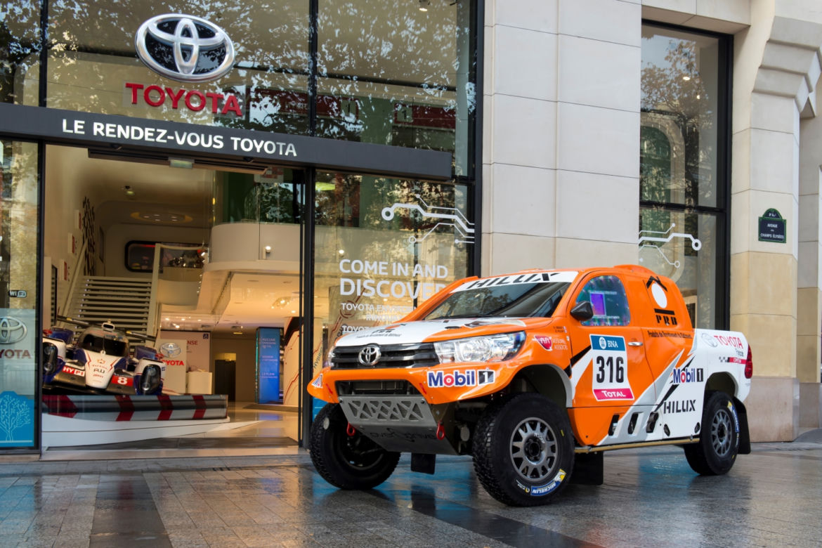 Toyota Hilux 4x4 na Rajd Dakar 2016