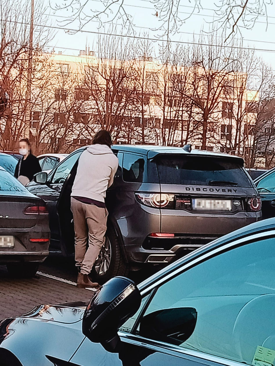 Marek Bukowski robi z domu junglę