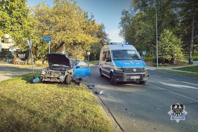 Kompletnie pijana 41-latka wjechała w autobus! Miała prawie 3,5 promila