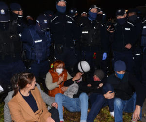 Protest kobiet przeciwko wyrokowi Trybunału Konstysucyjnego w sprawie zakazu aborcji