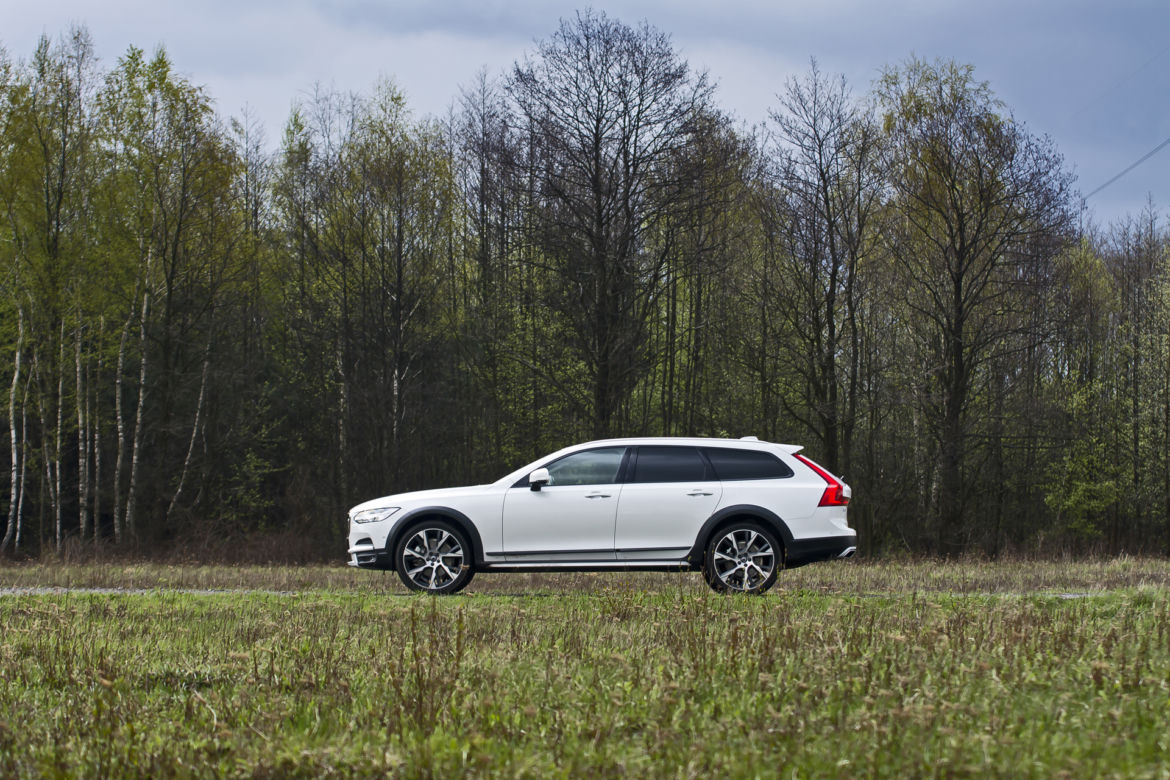 Volvo V90 Cross Country T6