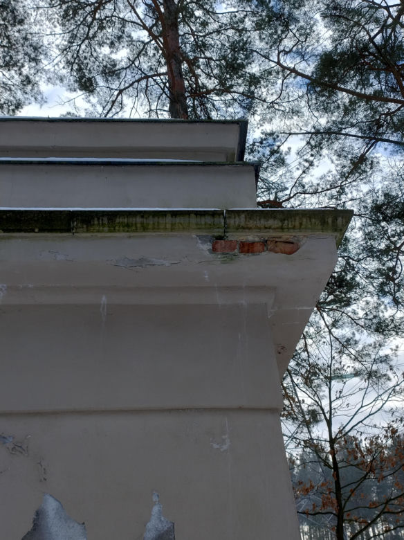 Mroczna tajemnica grobowca na Kaszubach. Należy do rodziny związanej z masonerią