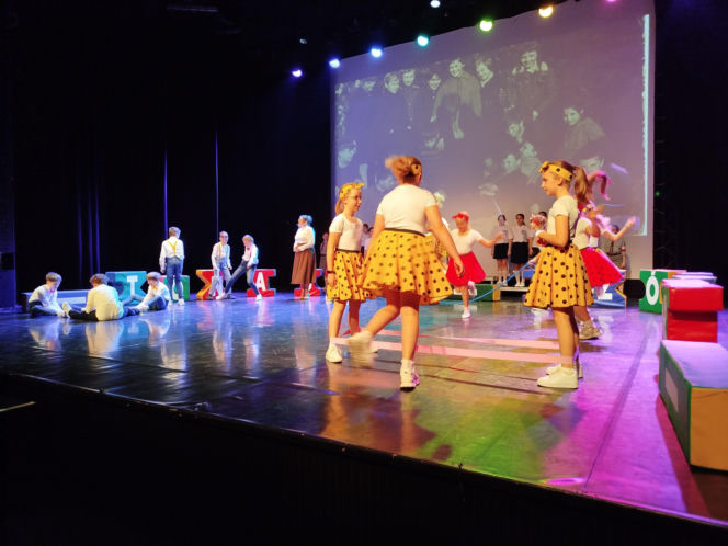 Siedlecka „Szóstka” uczciła potrójny jubileusz. Występy przygotowali także uczniowie